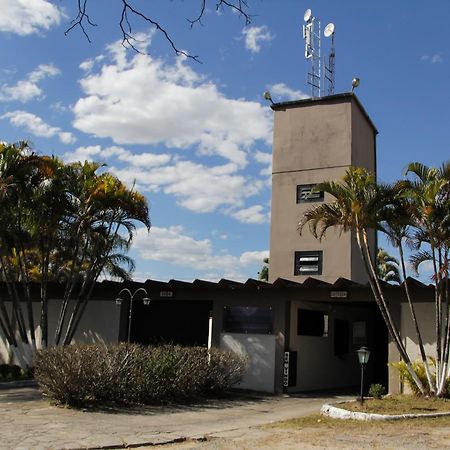 Motel Kokeluxe Cachoeira Paulista Exteriör bild
