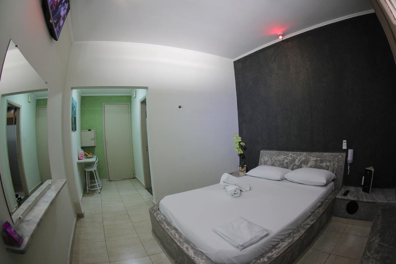 Motel Kokeluxe Cachoeira Paulista Exteriör bild